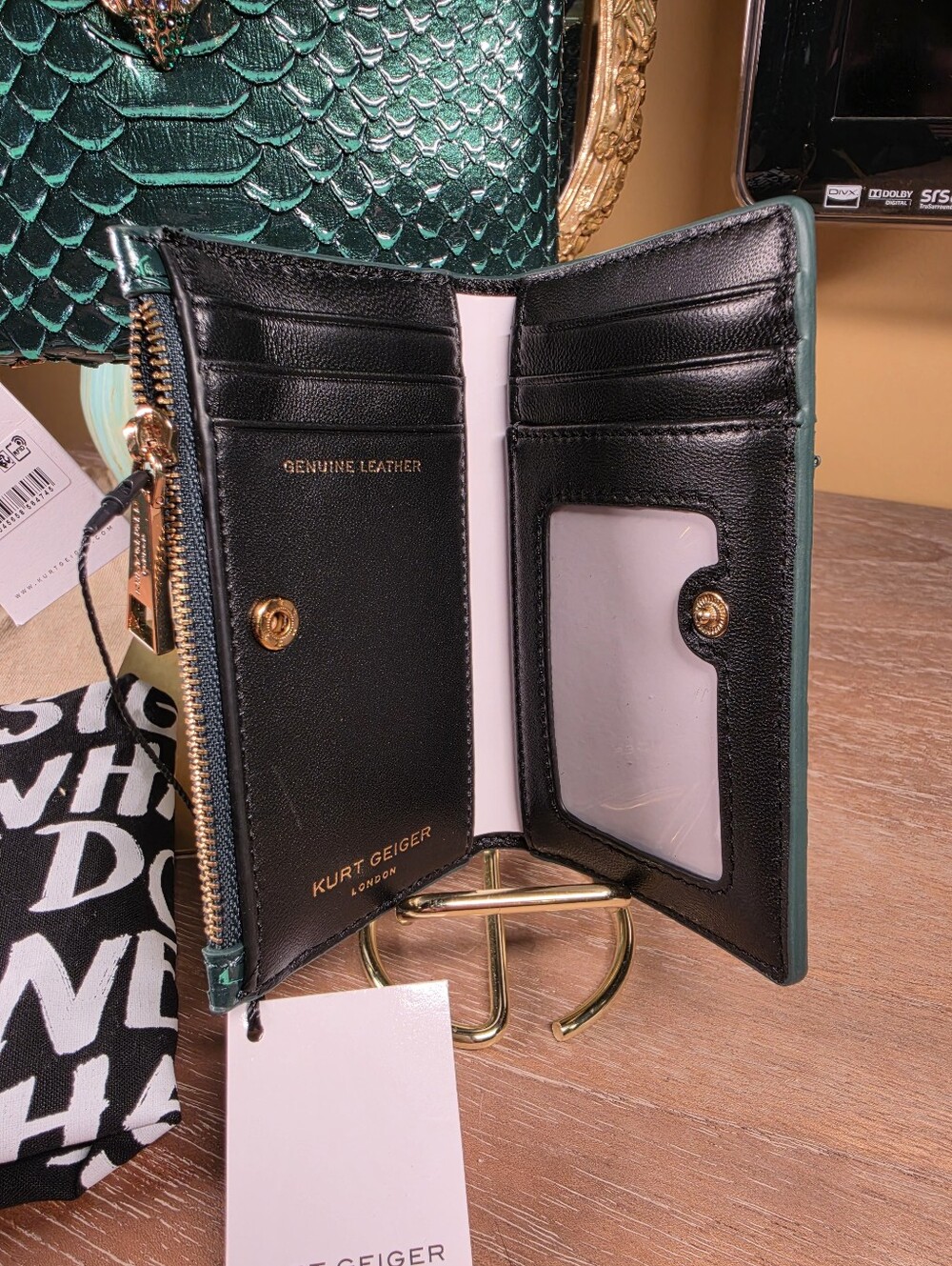 Kurt Geiger Green Snake-Embossed Crossbody Bag w/ Wallet NWT! (Retail $535) - Picture 5 of 16